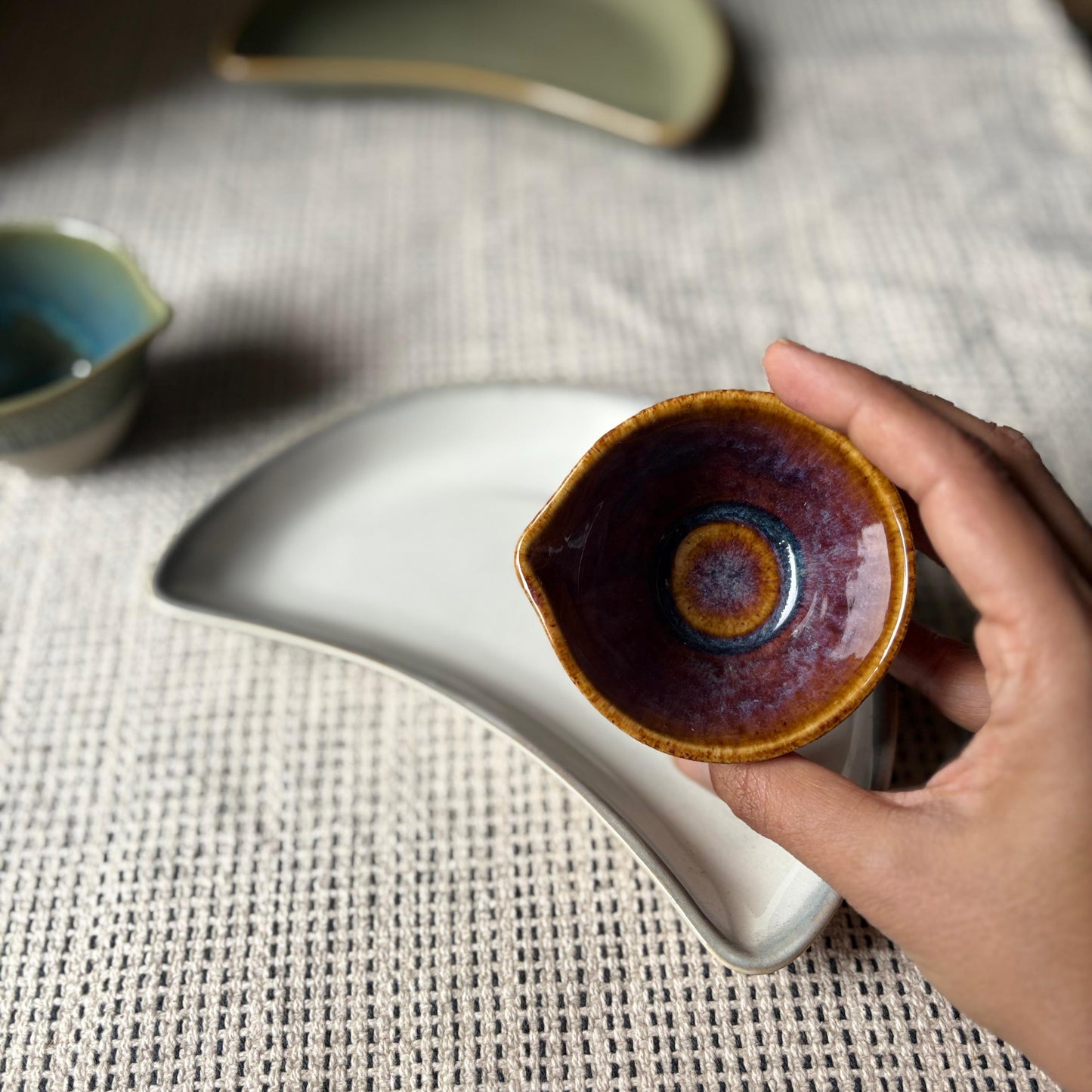 Moon Platter with Sauce Pourer - Olive Green