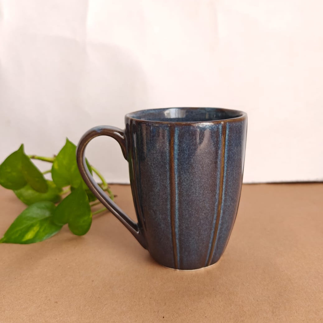Snowy Ribbed Mug