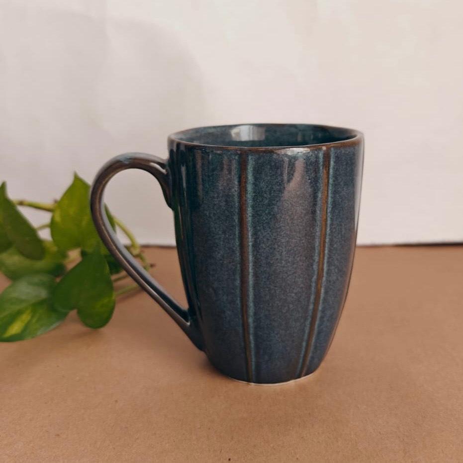 Deep Blue-Brown Ribbed Mug